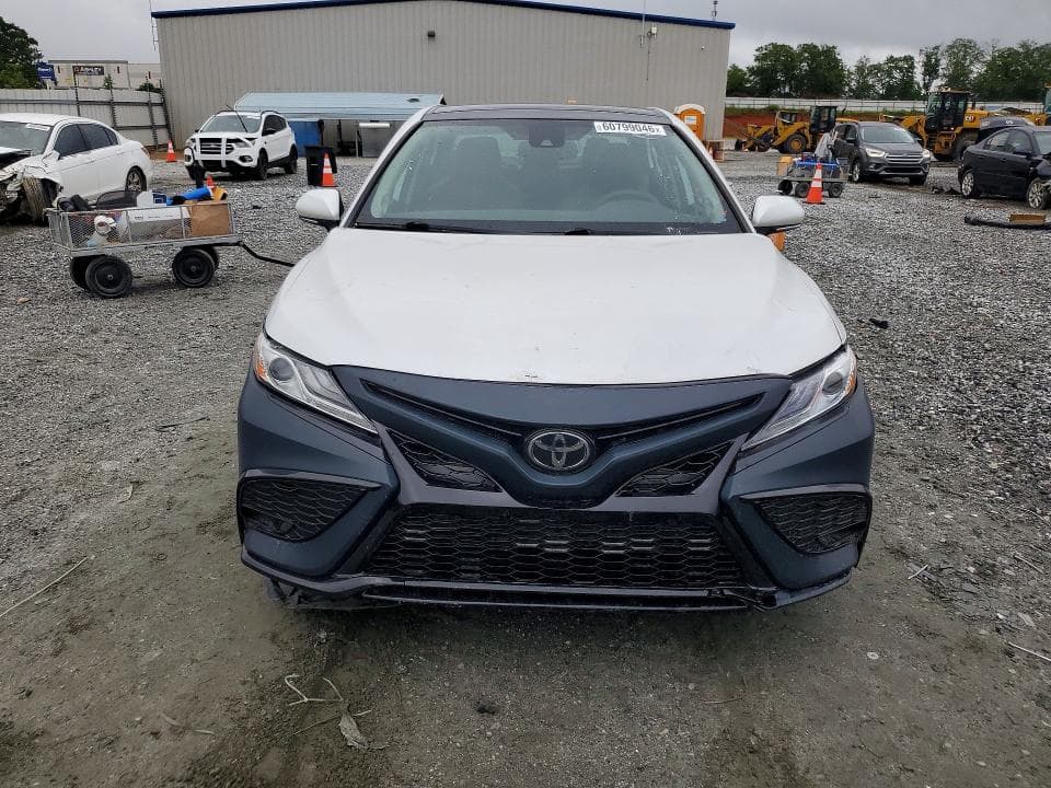 2020 TOYOTA CAMRY XSE XSE 5