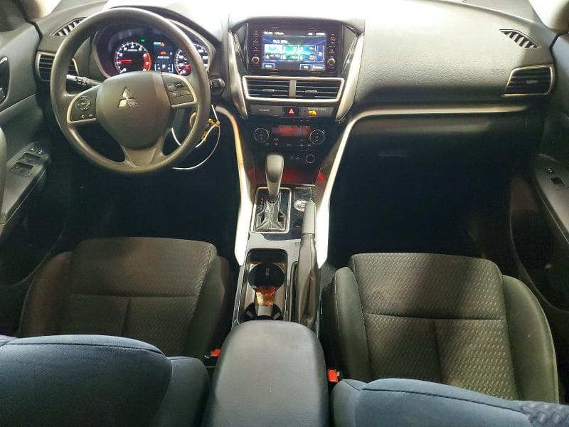 2019 MITSUBISHI ECLIPSE CROSS ES 8