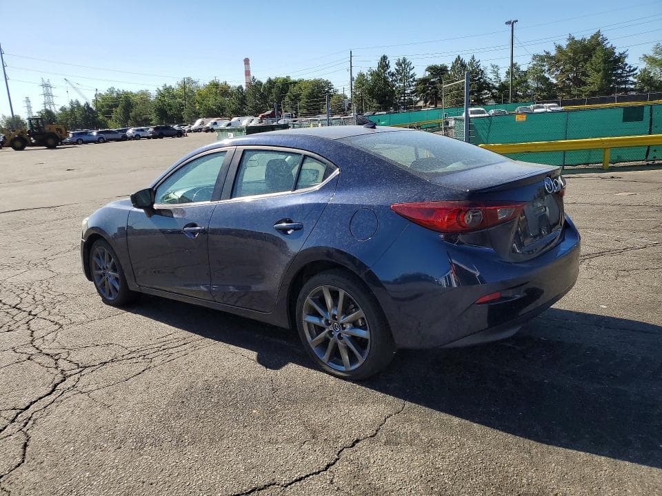 2018 MAZDA 3 TOURING 2