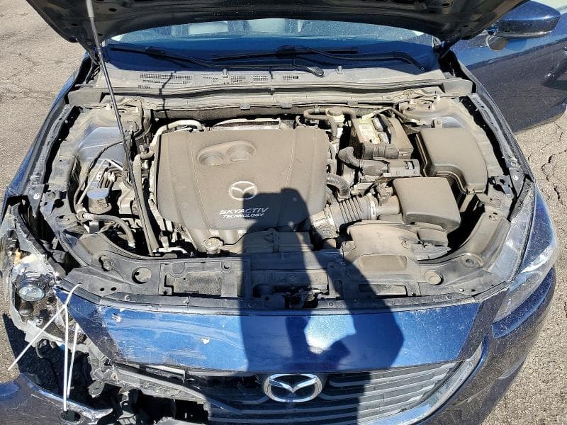 2018 MAZDA 3 TOURING 11