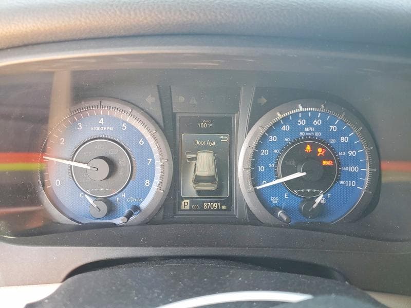 2017 TOYOTA SIENNA XLE 8-PASSENGER XLE 8-PASSENGER 9