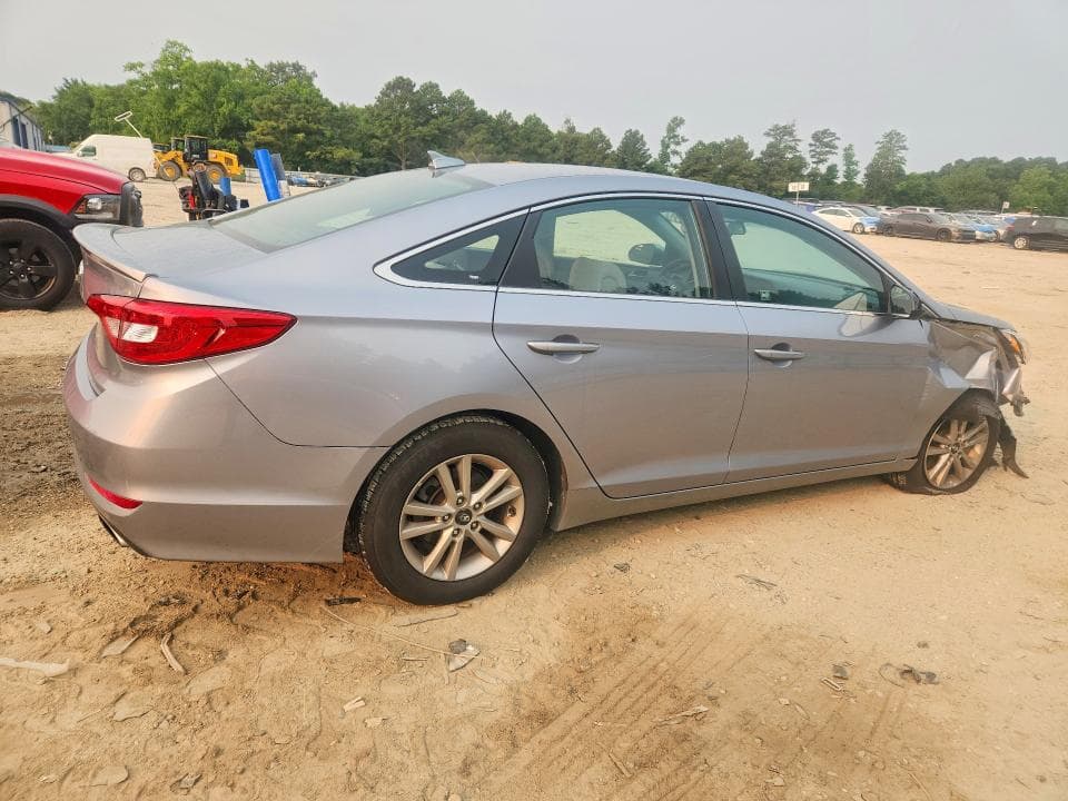 2017 HYUNDAI SONATA SE 3