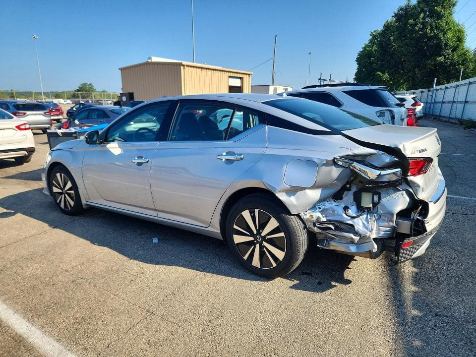 2021 NISSAN ALTIMA SL 2