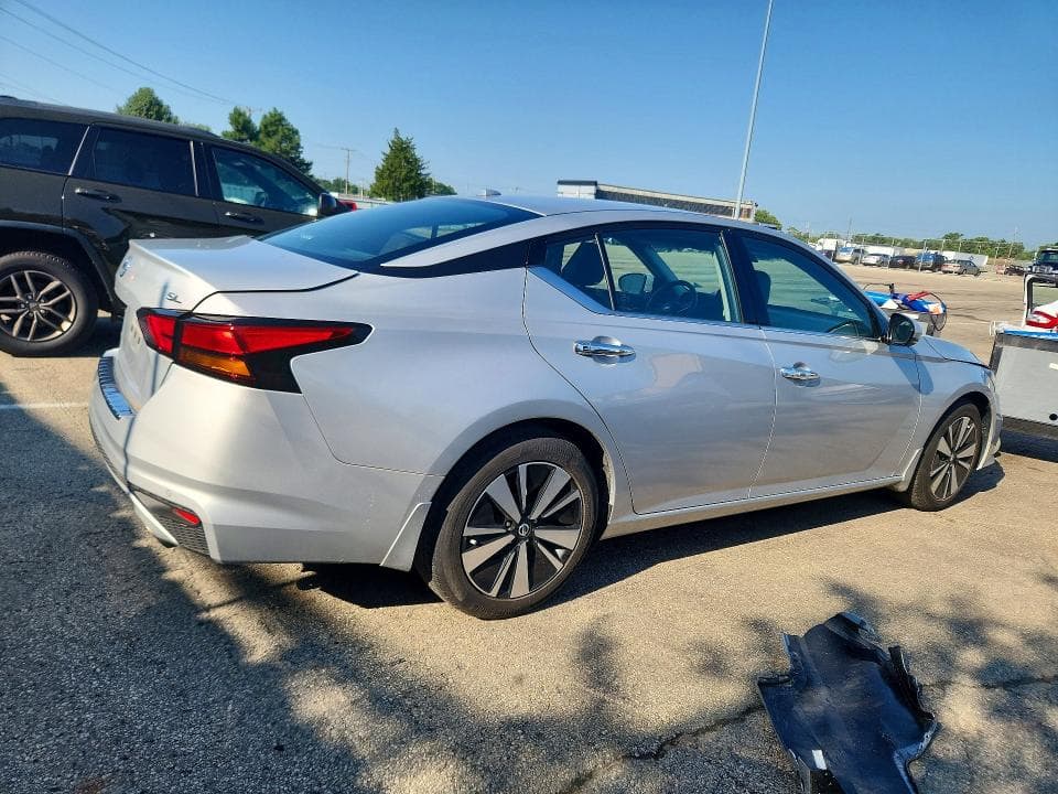 2021 NISSAN ALTIMA SL 3