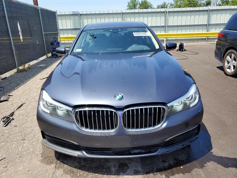2018 BMW 740 XI 5
