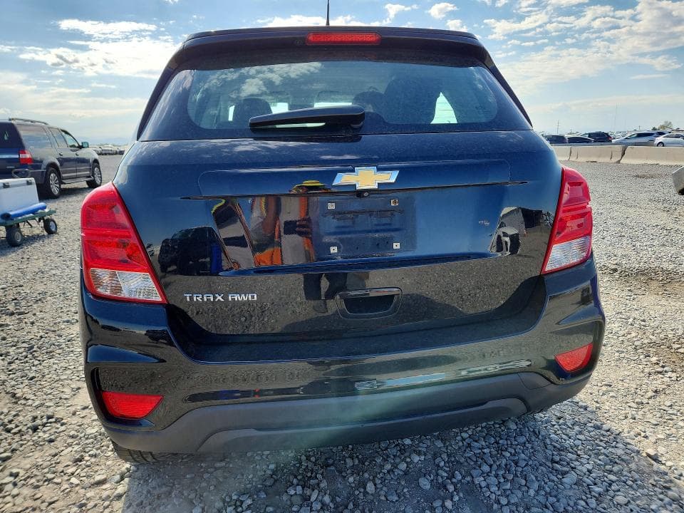 2017 CHEVROLET TRAX LS 6