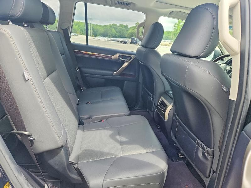 2019 LEXUS GX 460 10