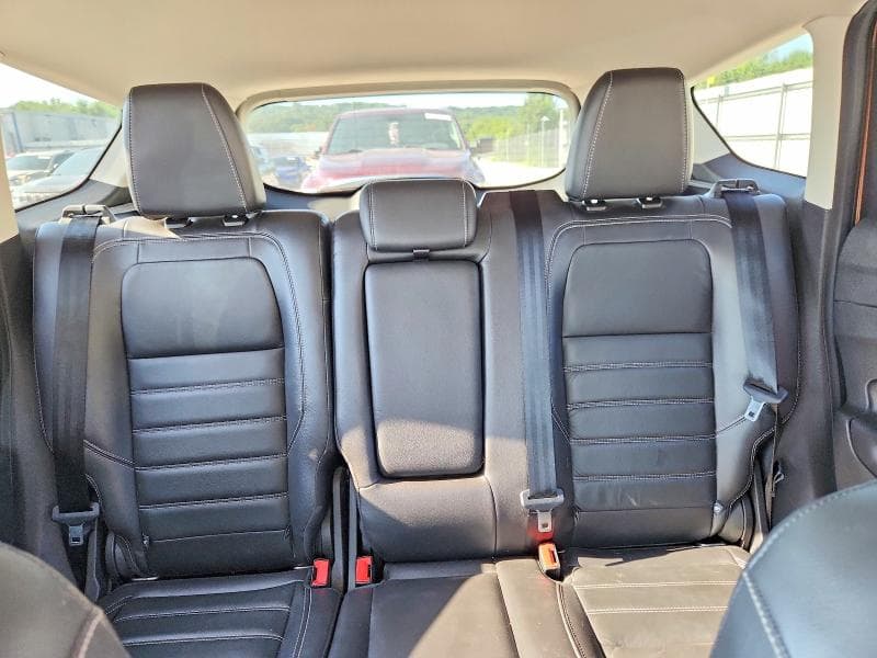 2017 FORD ESCAPE TITANIUM 10