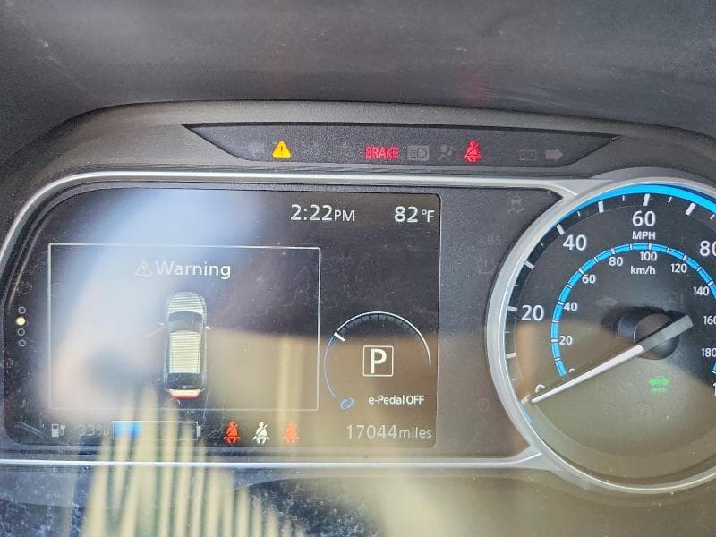 2025 NISSAN LEAF S 9