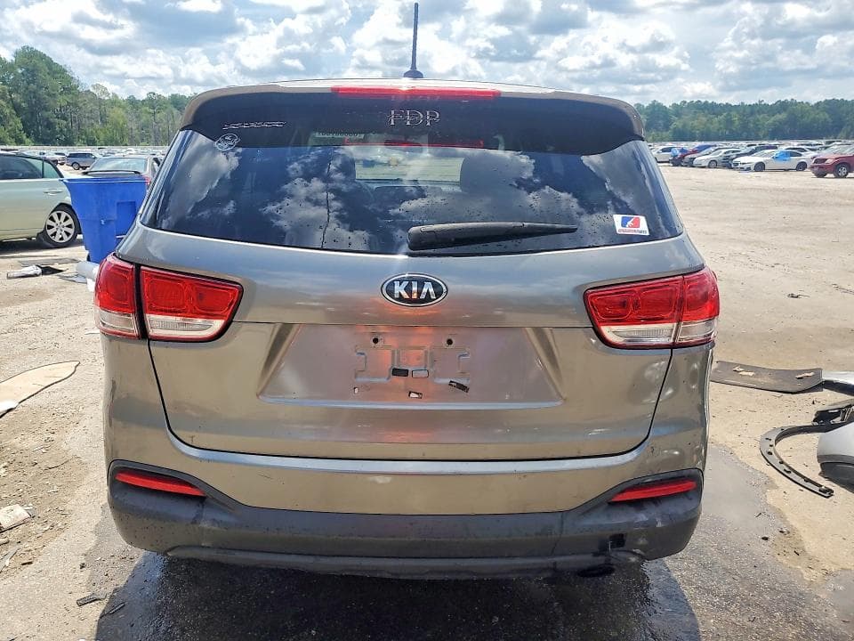 2017 KIA SORENTO L 6