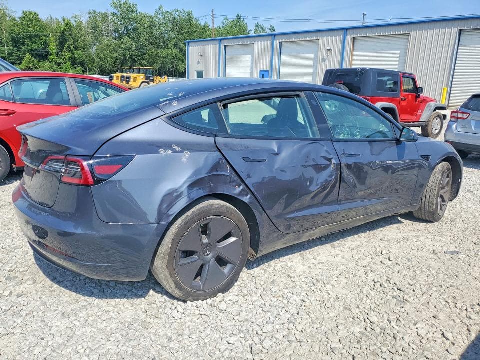 2023 TESLA MODEL 3 3