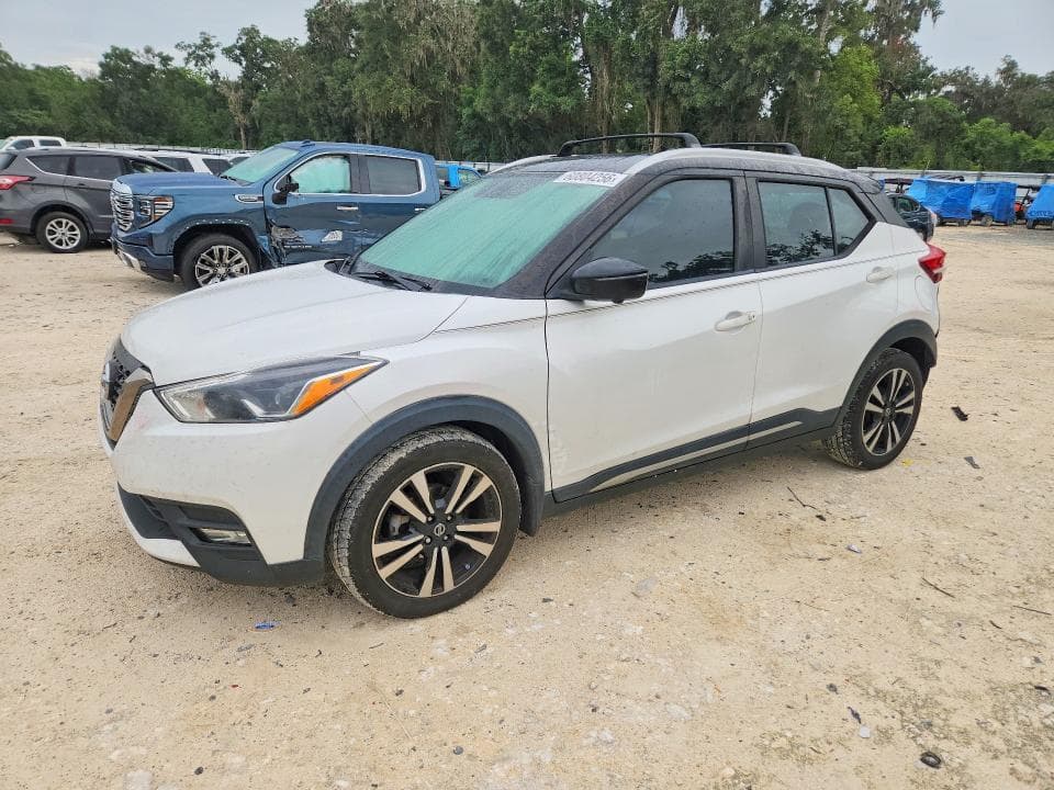 2019 NISSAN KICKS SR - 1