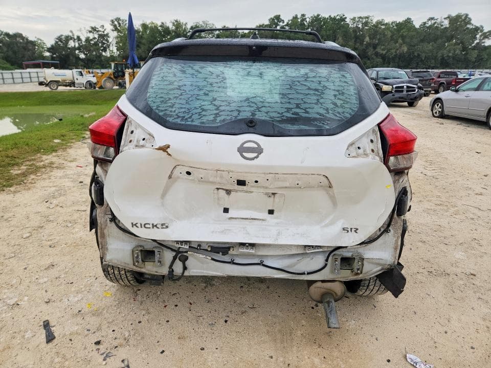 2019 NISSAN KICKS SR 6