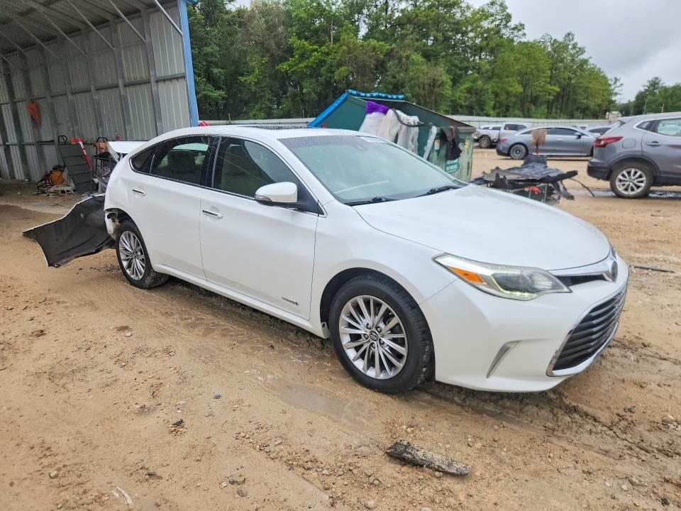 2018 TOYOTA AVALON HYBRID LIMITED 4