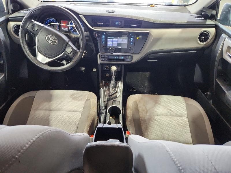 2017 TOYOTA COROLLA LE 8
