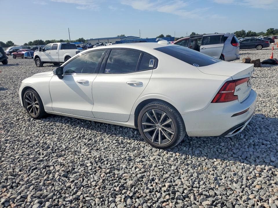 2021 VOLVO S60 T5 R-DESIGN 2