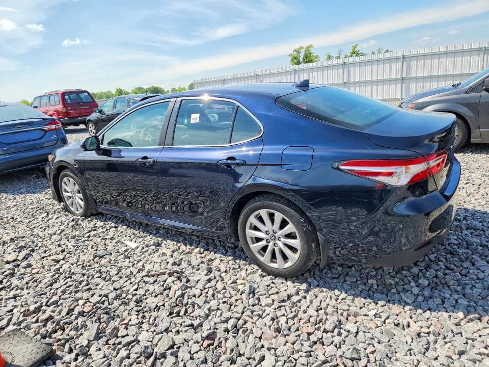 2020 TOYOTA CAMRY LE 2