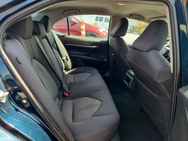 2020 TOYOTA CAMRY LE 10