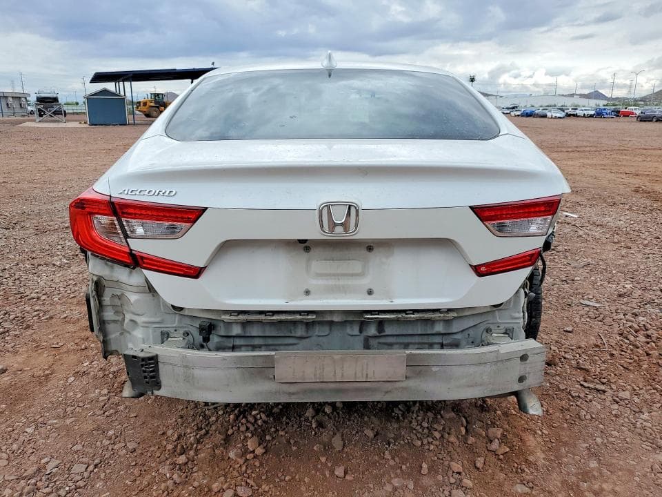 2018 HONDA ACCORD LX 6