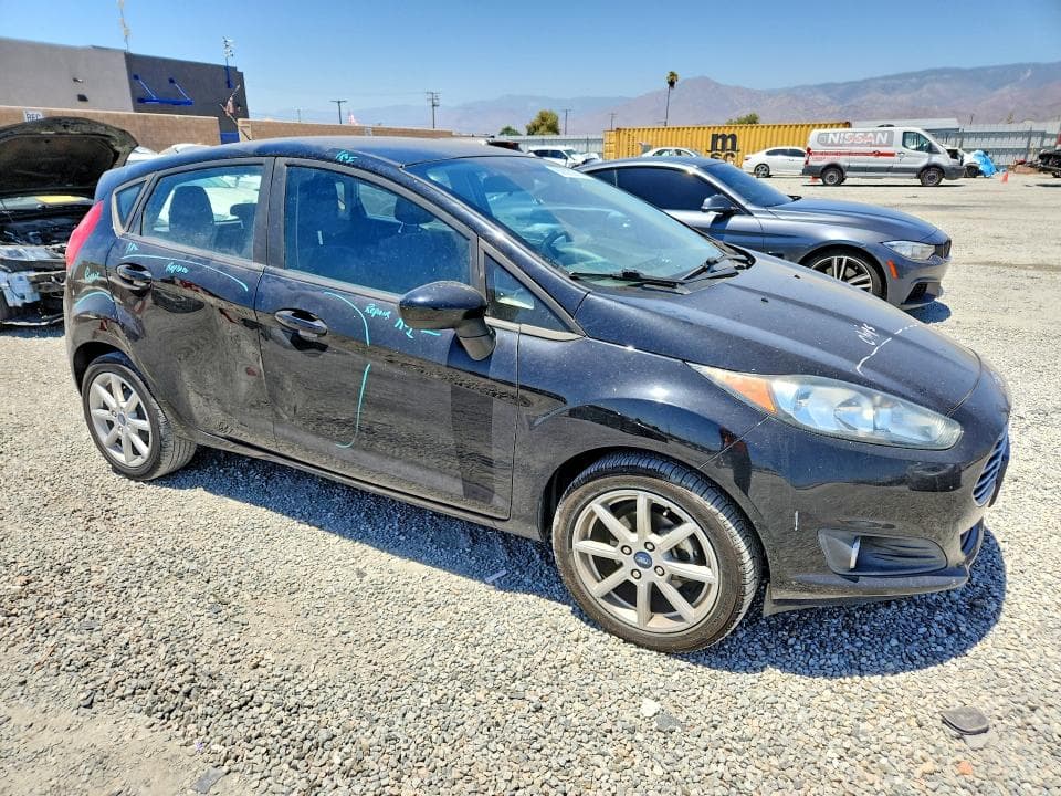 2019 FORD FIESTA SE 4