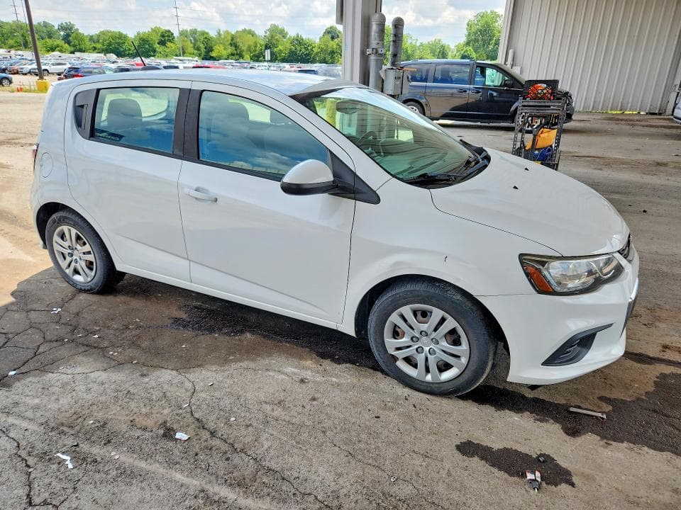 2017 CHEVROLET SONIC 4