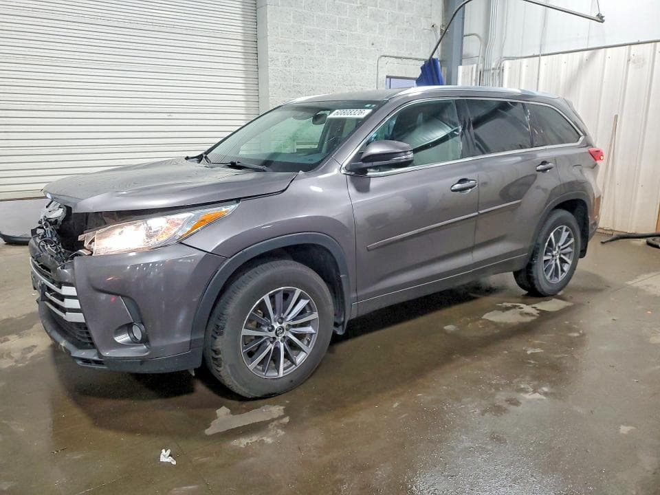 2018 TOYOTA HIGHLANDER XLE XLE - 1