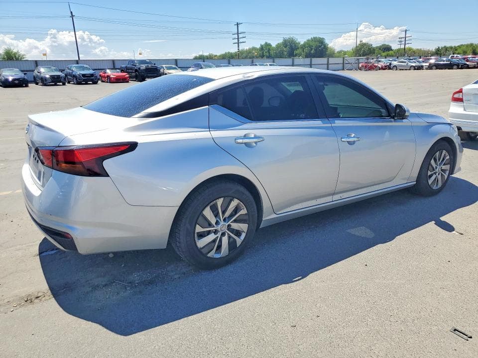 2020 NISSAN ALTIMA S 3