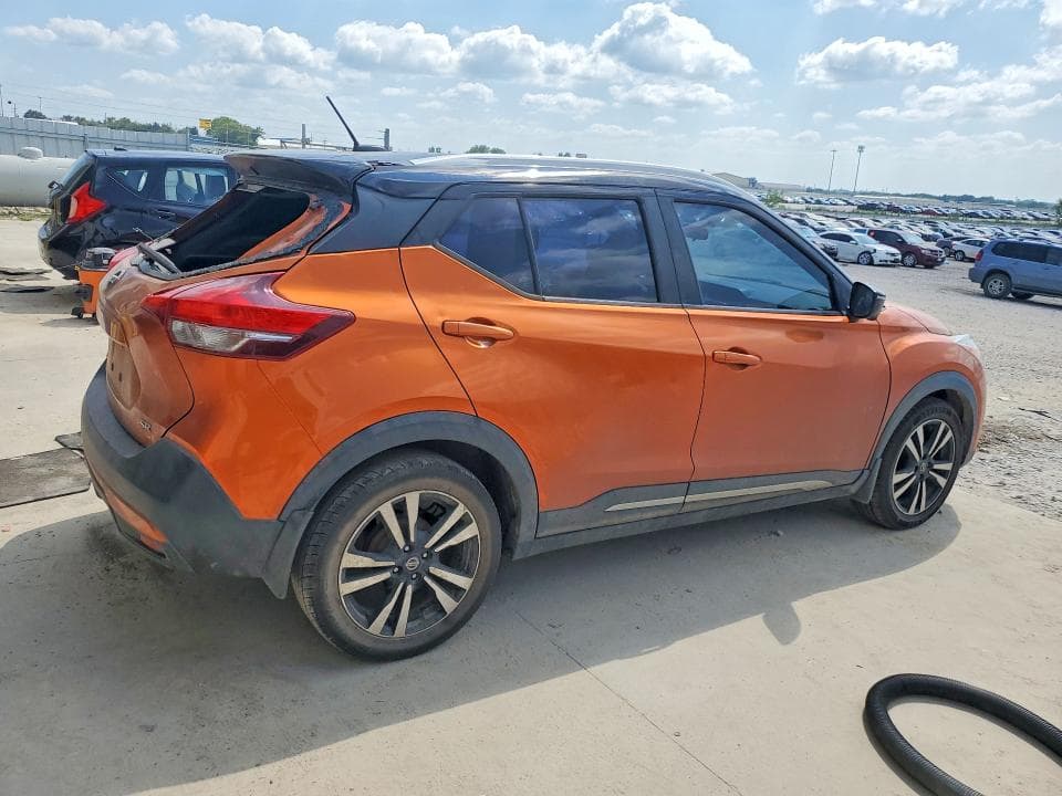 2018 NISSAN KICKS SR 3