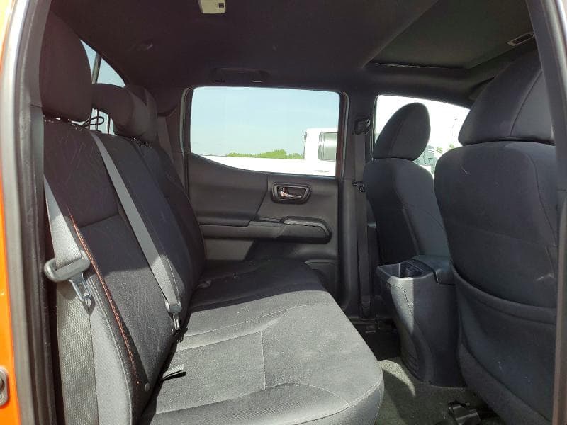 2017 TOYOTA TACOMA TRD OFF-ROAD 10