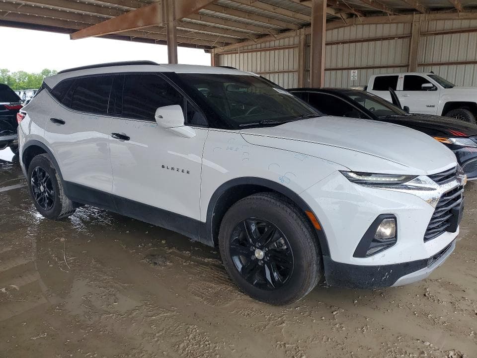 2021 CHEVROLET BLAZER 2LT 4