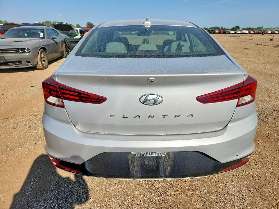 2019 HYUNDAI ELANTRA SEL SEL 6