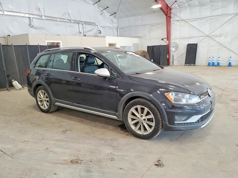 2017 VOLKSWAGEN GOLF ALLTRACK S S 4