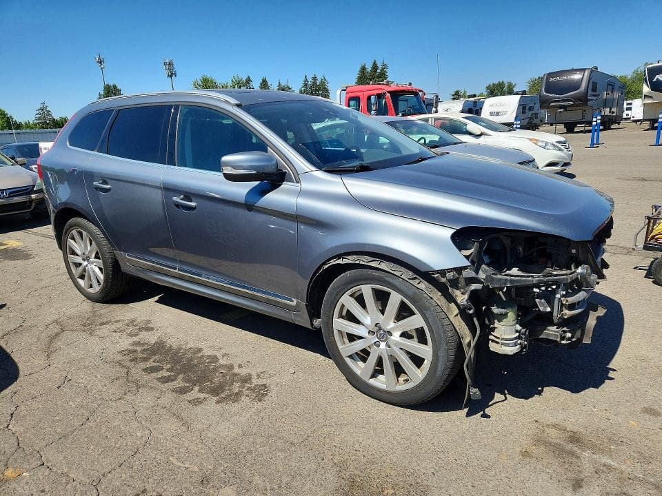 2017 VOLVO XC60 T6 INSCRIPTION T6 INSCRIPTION 4