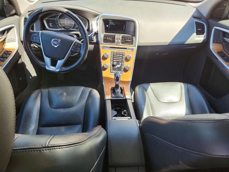 2017 VOLVO XC60 T6 INSCRIPTION T6 INSCRIPTION 8