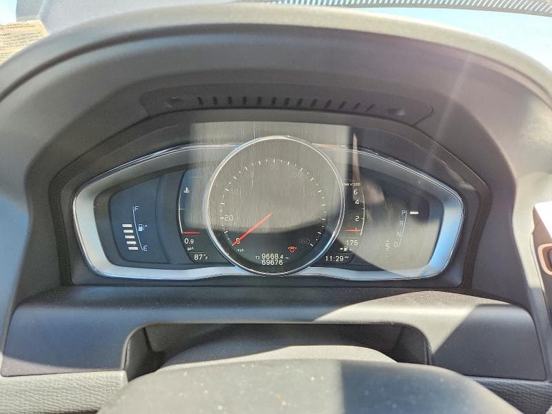 2017 VOLVO XC60 T6 INSCRIPTION T6 INSCRIPTION 9