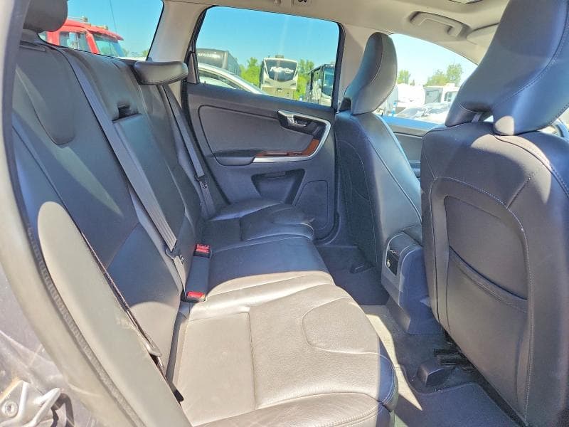 2017 VOLVO XC60 T6 INSCRIPTION T6 INSCRIPTION 10