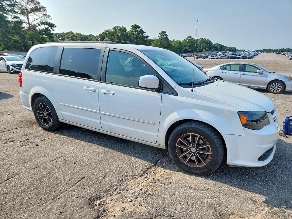 2017 DODGE GRAND CARAVAN GT 4