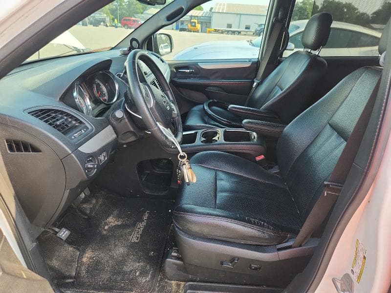 2017 DODGE GRAND CARAVAN GT 7