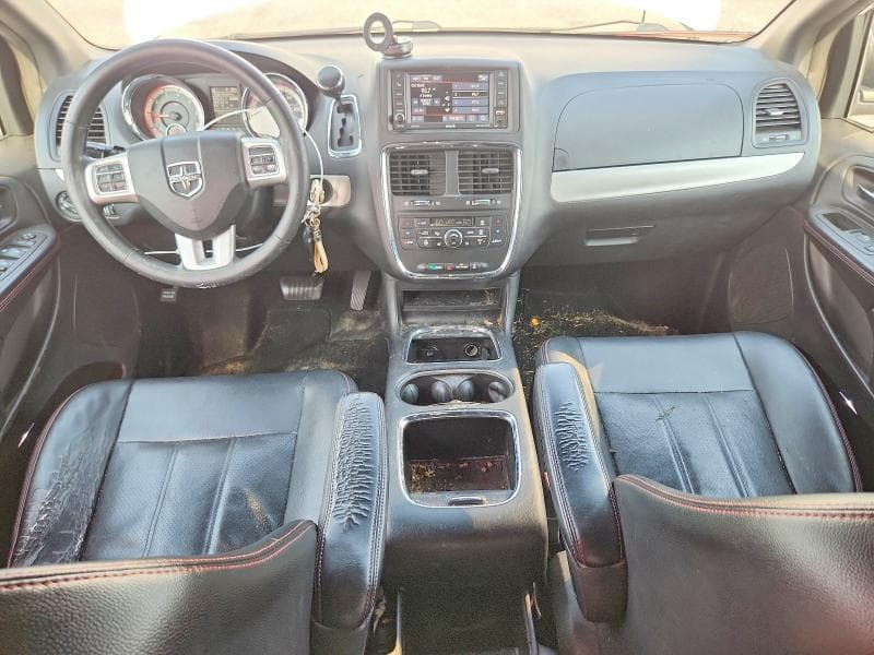 2017 DODGE GRAND CARAVAN GT 8