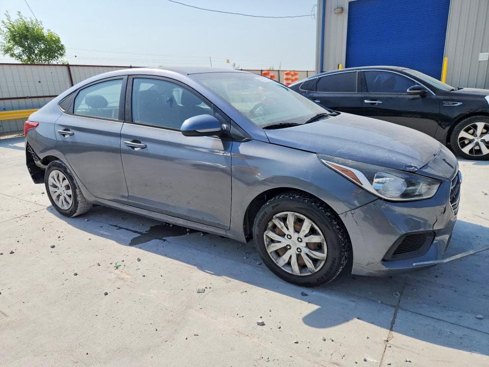 2020 HYUNDAI ACCENT SE 4