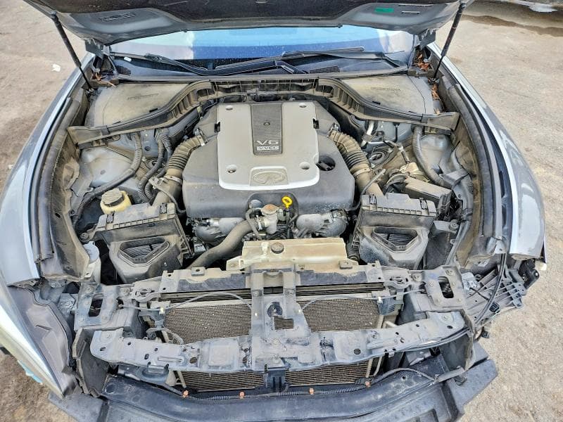 2017 INFINITI Q70 3.7 11
