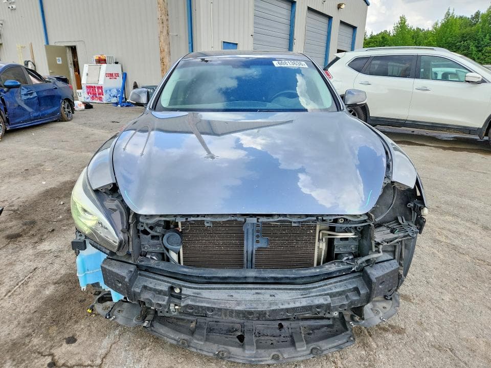 2017 INFINITI Q70 3.7 5