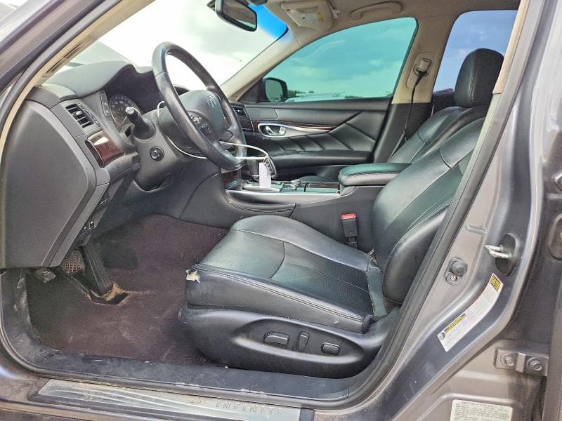 2017 INFINITI Q70 3.7 7