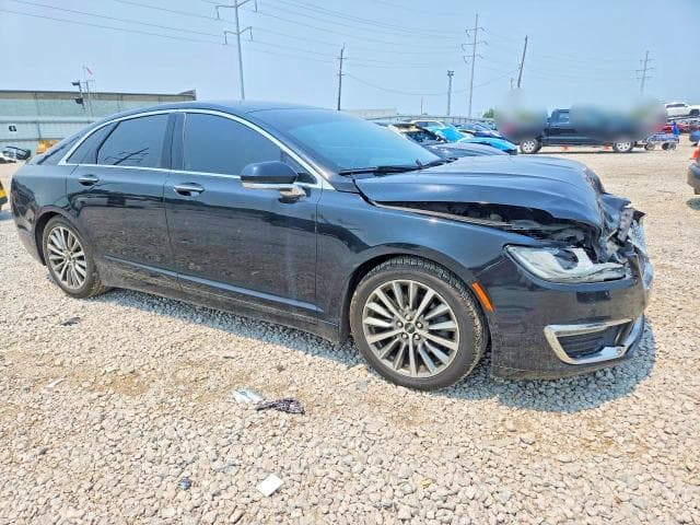 2017 LINCOLN MKZ PREMIERE 4