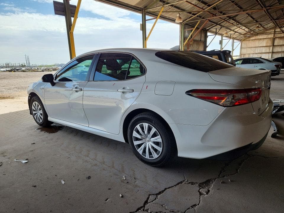 2020 TOYOTA CAMRY LE 2