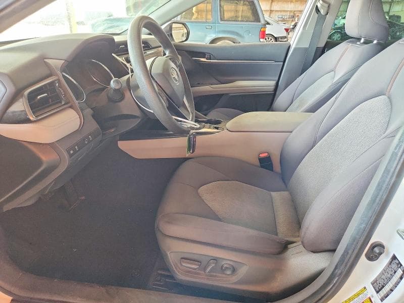 2020 TOYOTA CAMRY LE 7