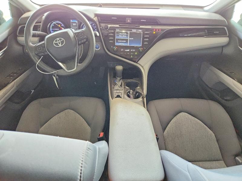 2020 TOYOTA CAMRY LE 8
