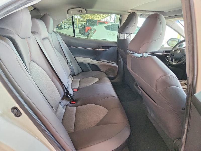 2020 TOYOTA CAMRY LE 10