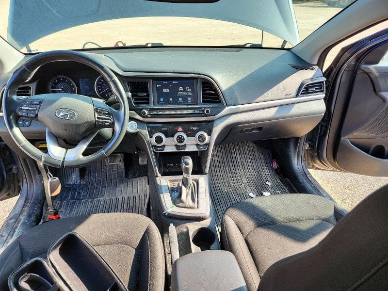 2020 HYUNDAI ELANTRA SEL 8