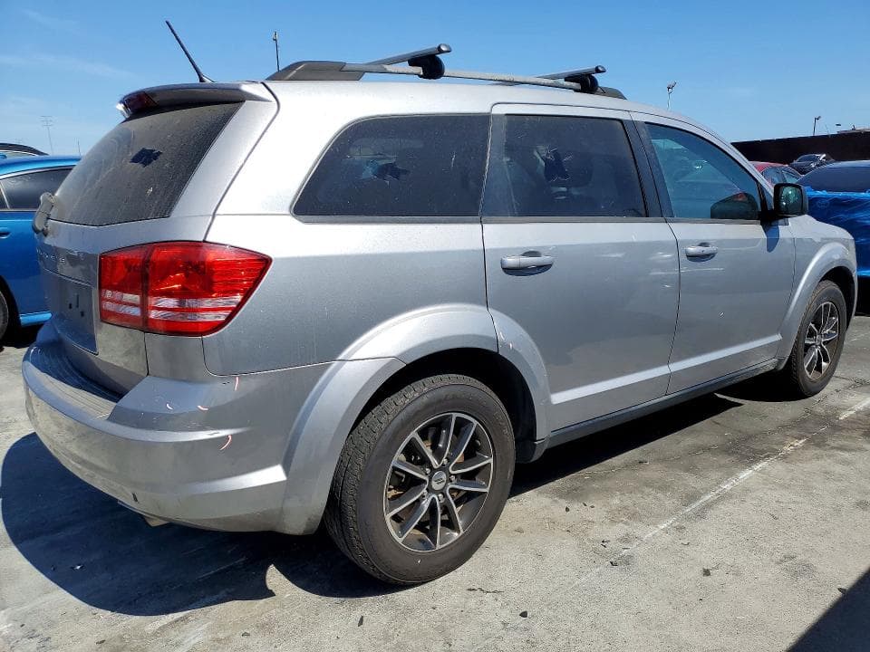 2018 DODGE JOURNEY SE 3
